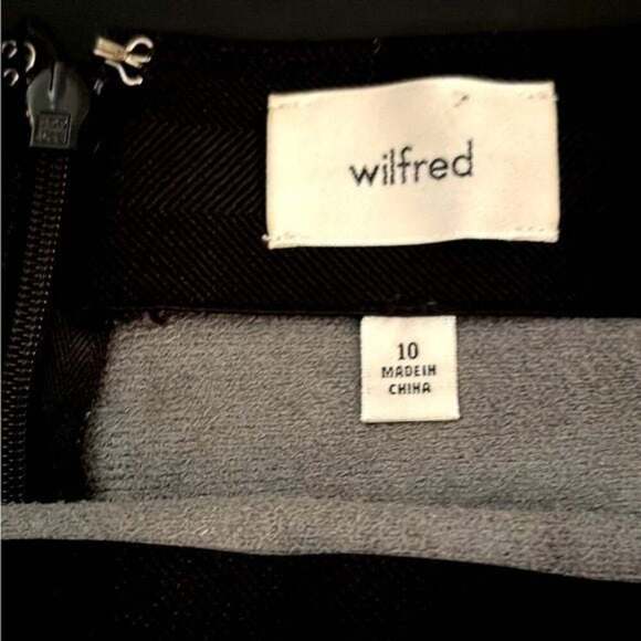 Aritzia Wilfred Angie Mini Skirt Vegan Leather in Black Women’s Size 10 - Picture 4 of 6